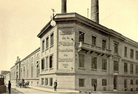Primera central termoeléctrica de la CATE, construida en 1898 y ubicada en Paraguay y Reconquista.